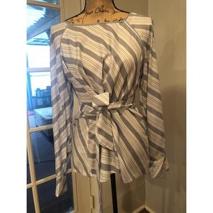 Stripe blue long sleeve blouse #shesdarlin!